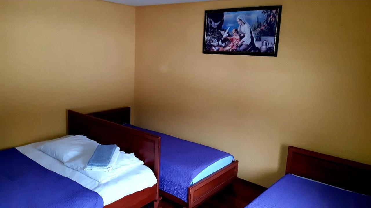 Dacha Podobovets 127 Hotel Екстериор снимка