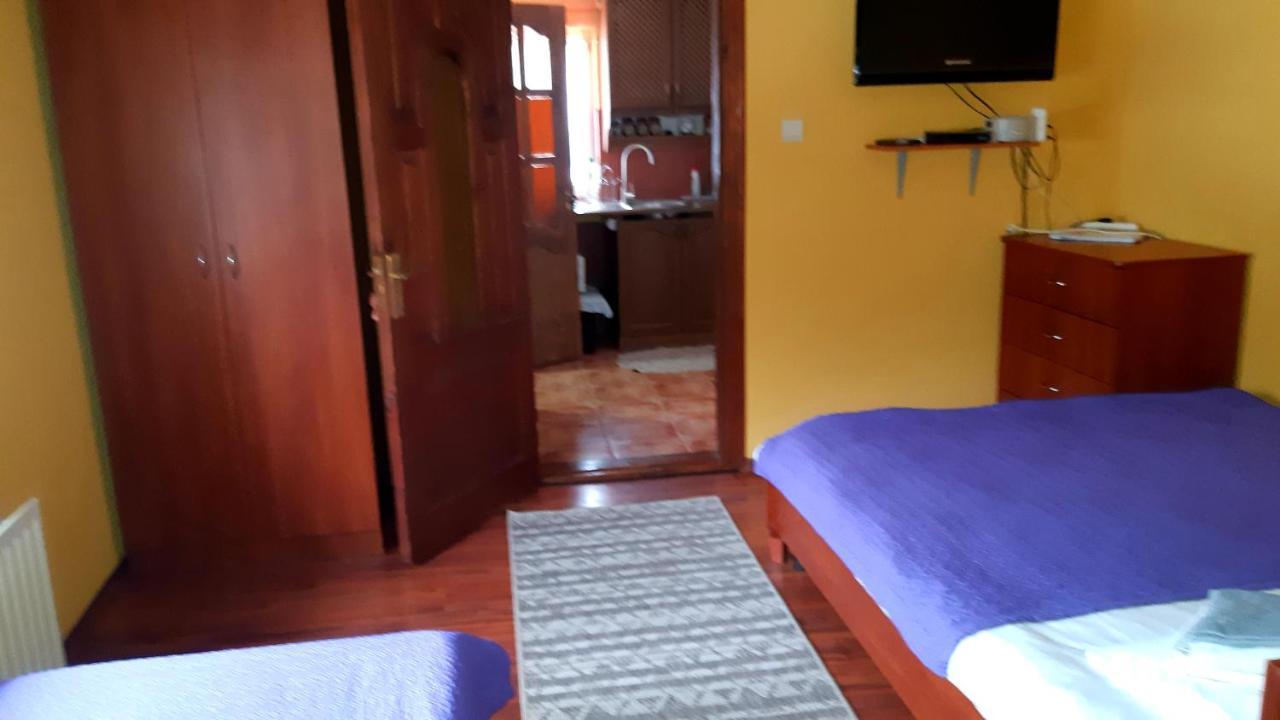 Dacha Podobovets 127 Hotel Екстериор снимка
