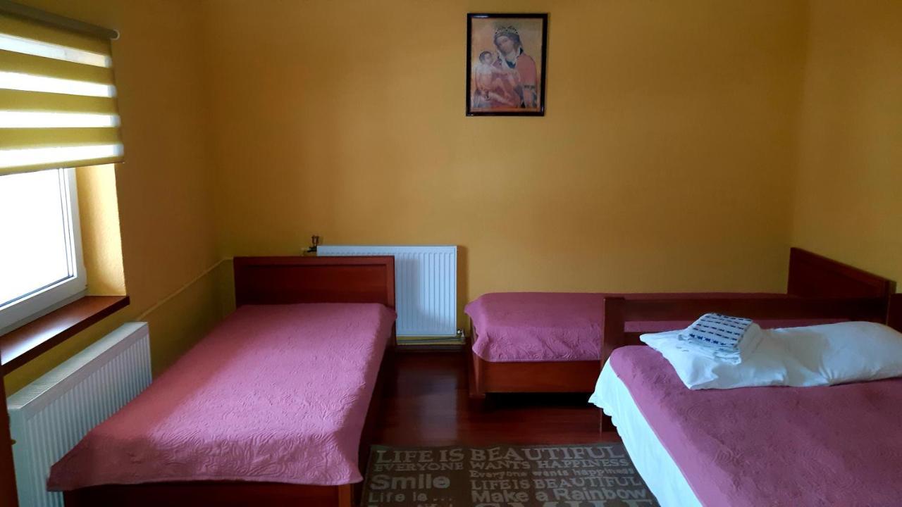 Dacha Podobovets 127 Hotel Екстериор снимка