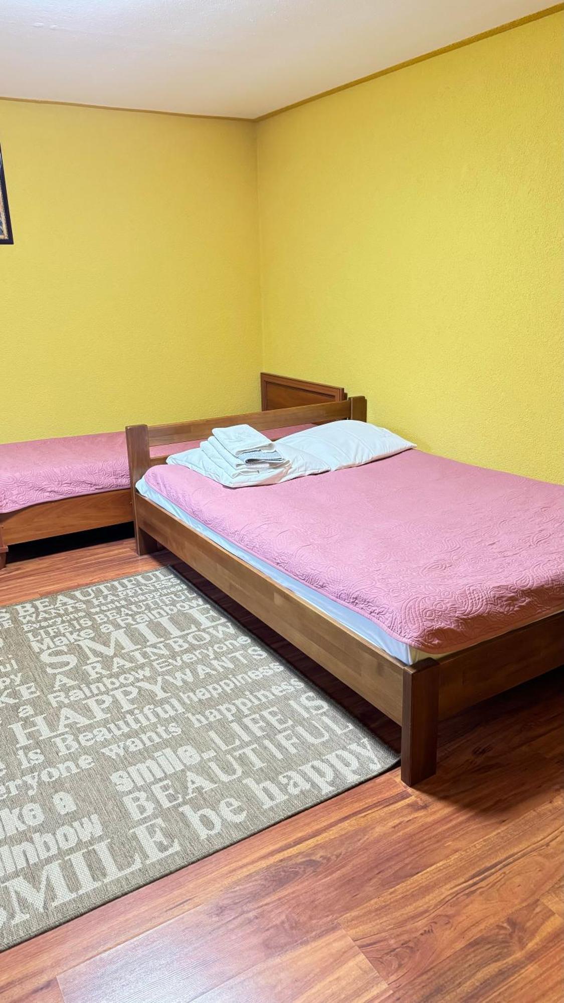 Dacha Podobovets 127 Hotel Екстериор снимка