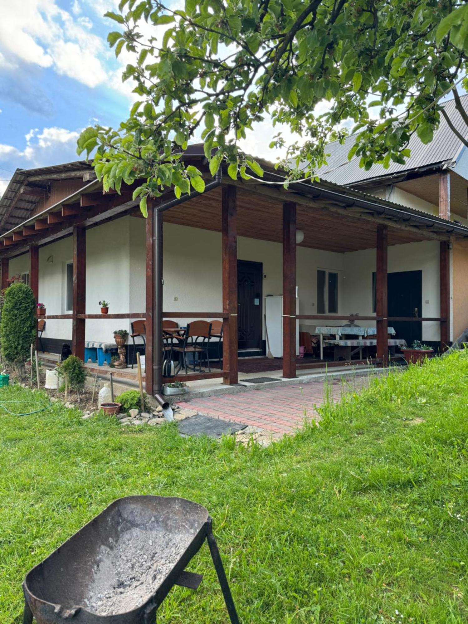 Dacha Podobovets 127 Hotel Екстериор снимка