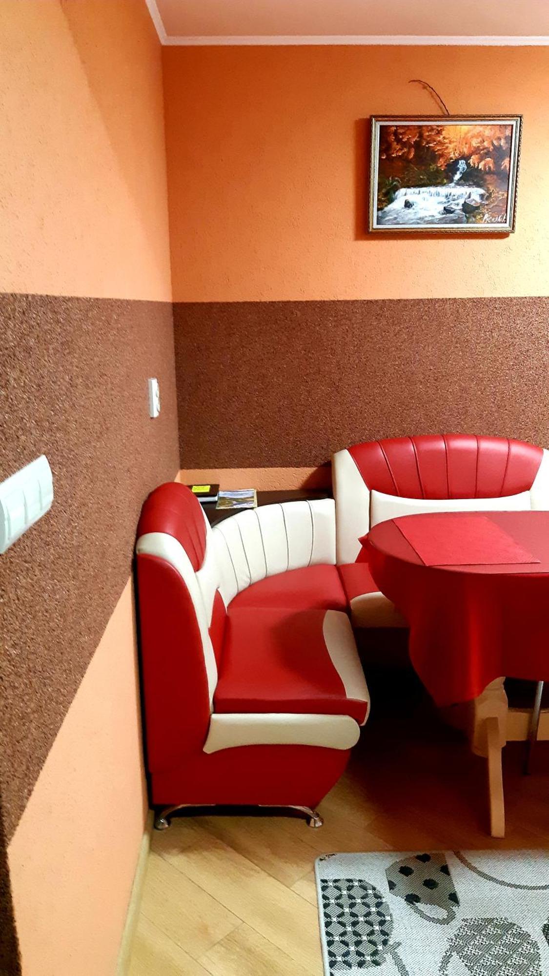 Dacha Podobovets 127 Hotel Стая снимка